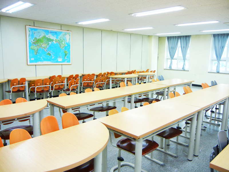 ��ȸ������