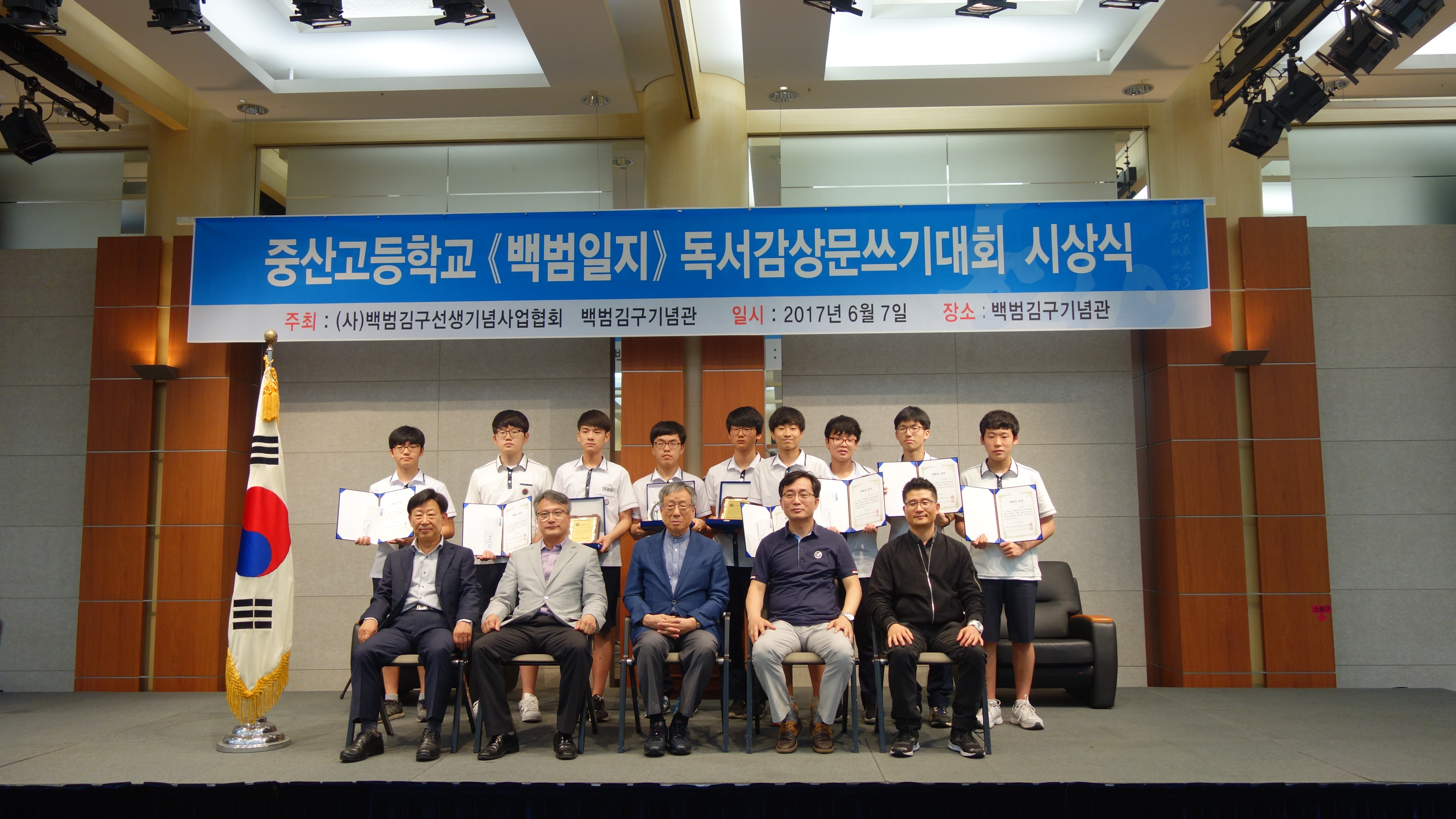 �����ڵ�